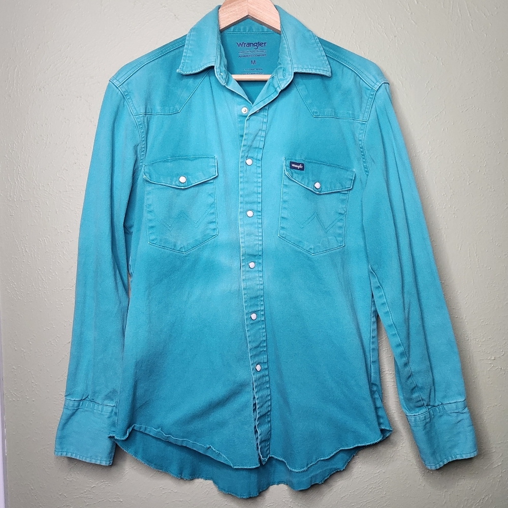 Wrangler Turquoise Pearl Snap Shirt Advanced Comfort Medium Cool Sun Fades